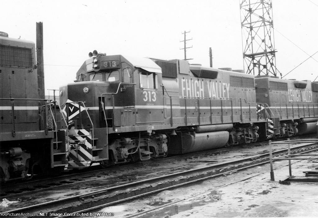 LV GP38AC 313